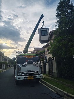 งานยกย้าย